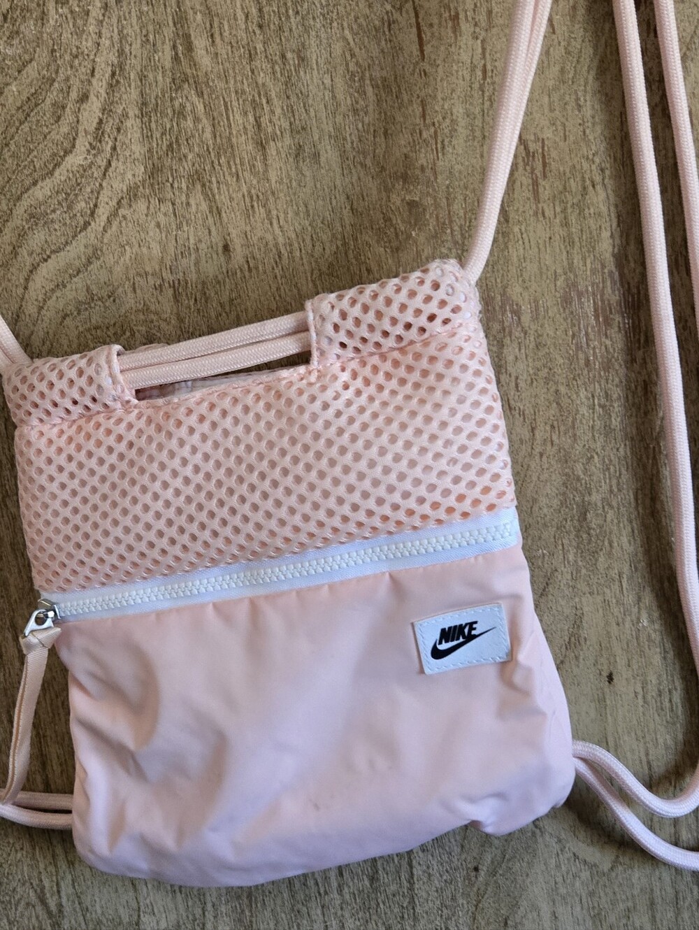Nike Drawstring Bag - Picture 2 of 5